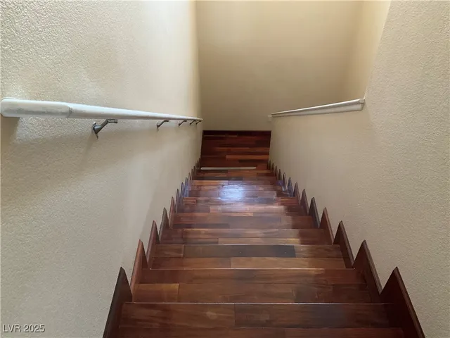 $3,500 | 5584 Hawley Court, Las Vegas, NV 89118