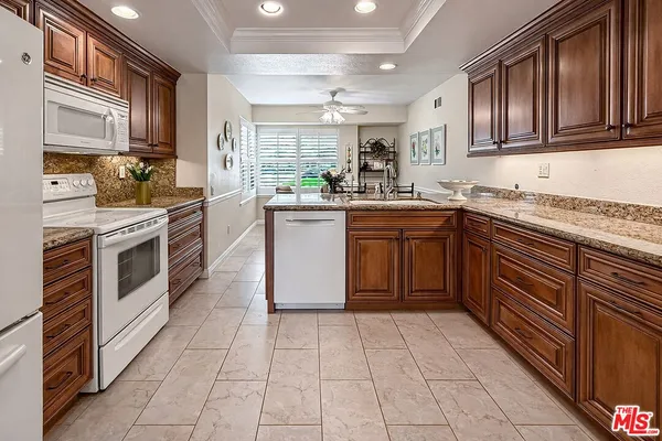 $945,000 | 20151 Village 20, Camarillo, CA 93012