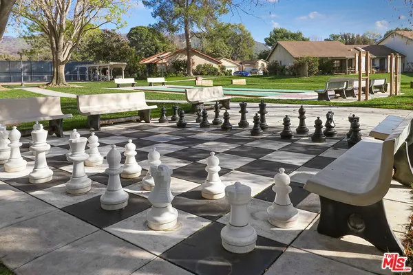 $945,000 | 20151 Village 20, Camarillo, CA 93012