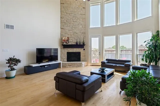 $4,500 | 1114 Backbay Drive, Irving, TX 75063