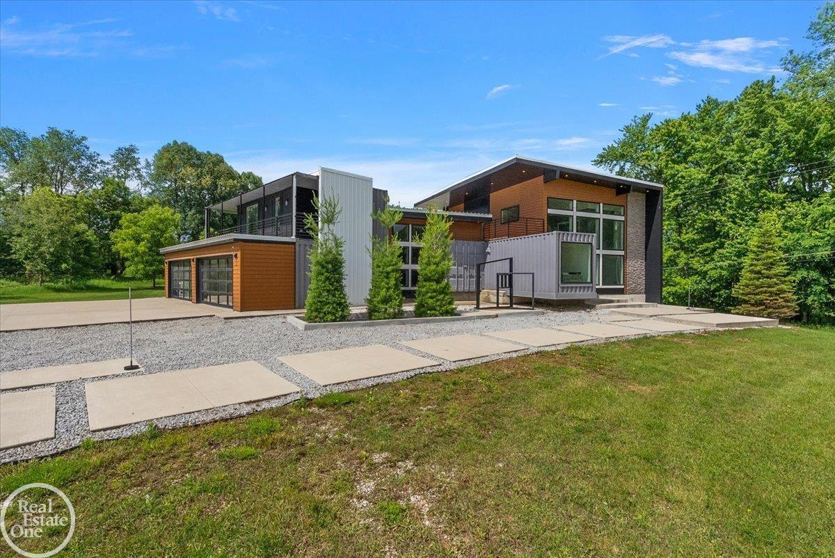 850 Frick Road Leonard, MI 48367 - Photo 48 of 84