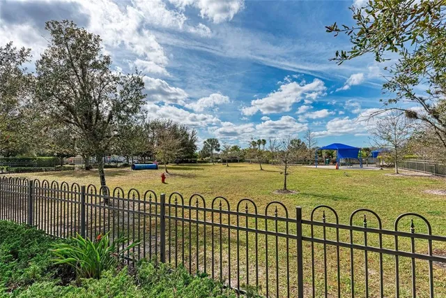 $3,750 | 4654 Claremont Park Drive, Bradenton, FL 34211