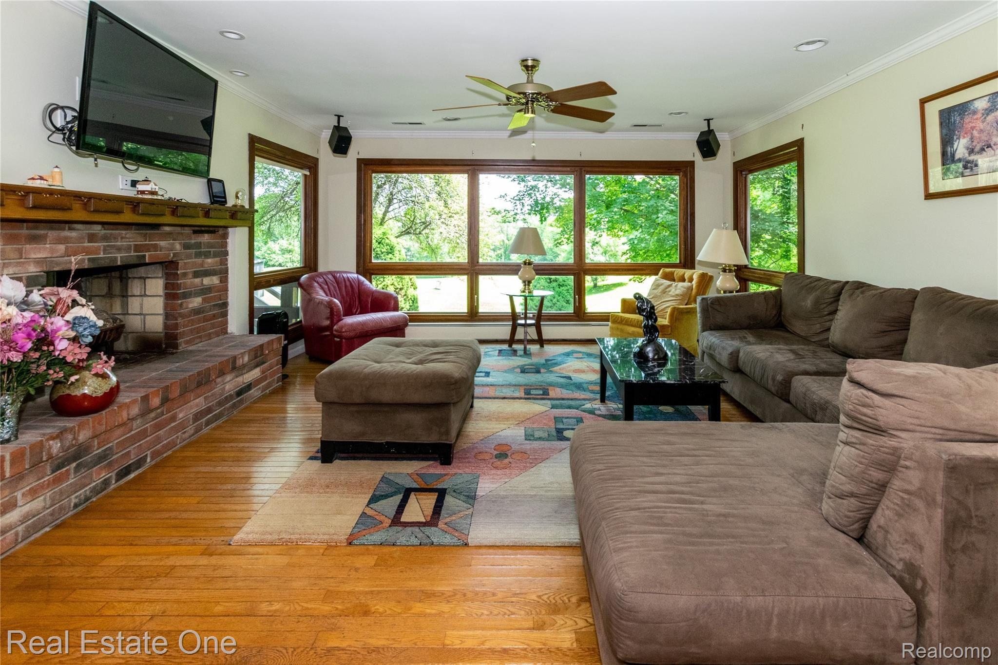 3870 Ludwig Road Oxford, MI 48371 - Photo 7 of 29 3870LudwigRd-16.jpg