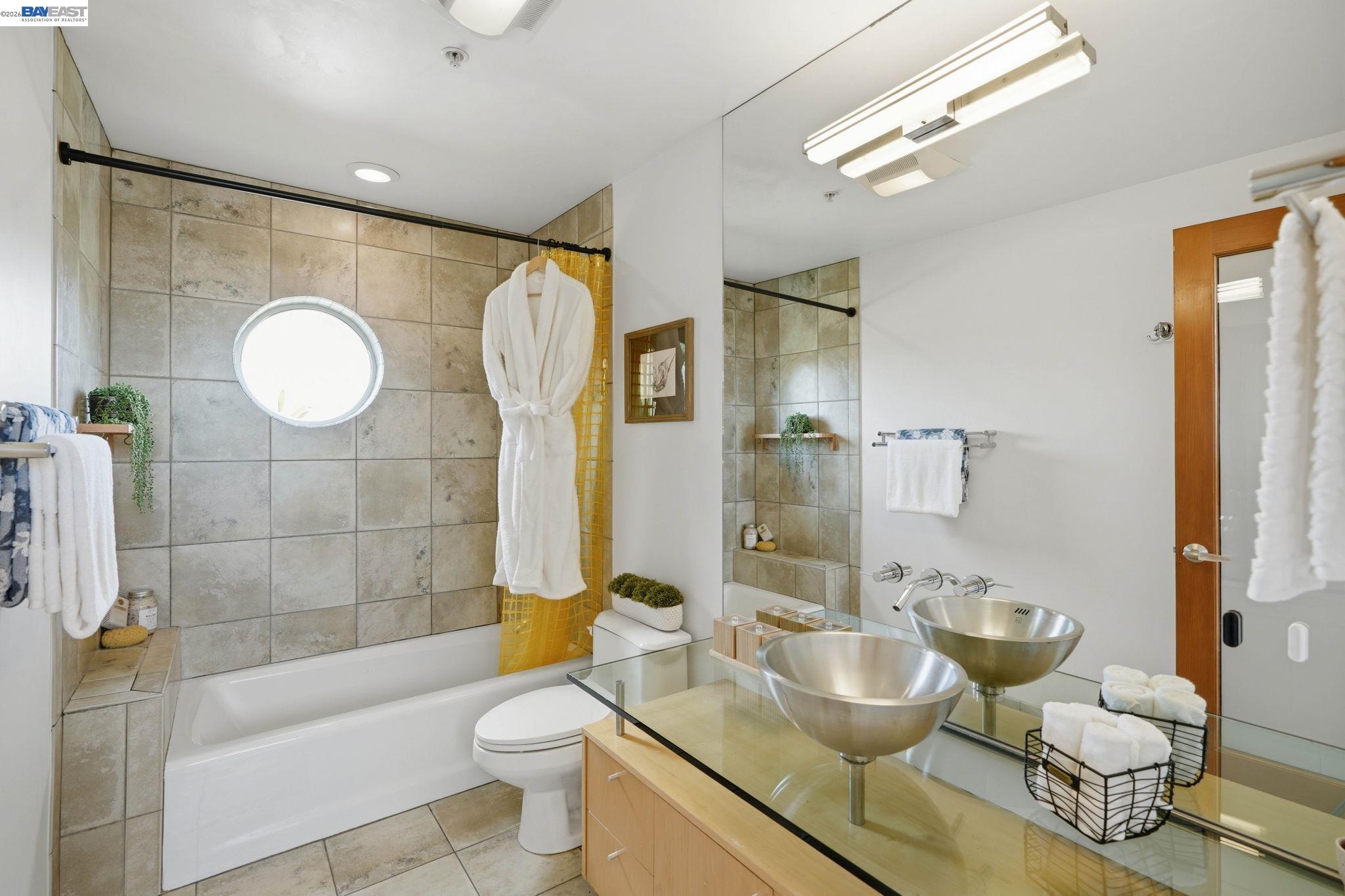 2709 Tenth Street, Unit D Berkeley, CA 94710 - Photo 54 of 67