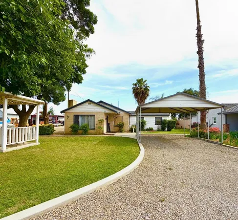 $349,900 | 713 East Laguna Avenue, Laton, CA 93242