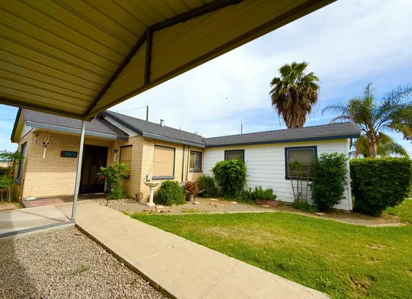 $339,900 | 713 East Laguna Avenue, Laton, CA 93242