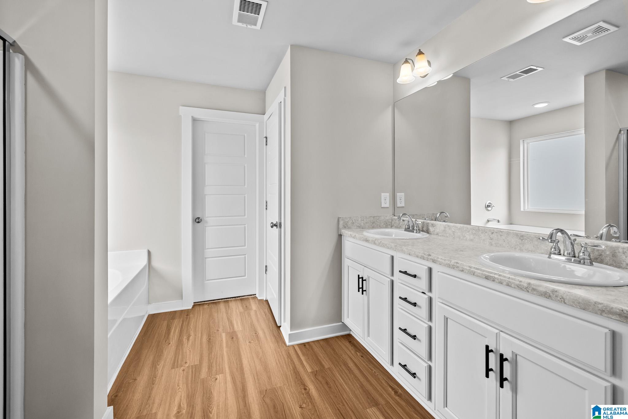 540 Briar Ridge Circle Odenville, AL 35120 - Photo 20 of 29 Gallery Image 20
