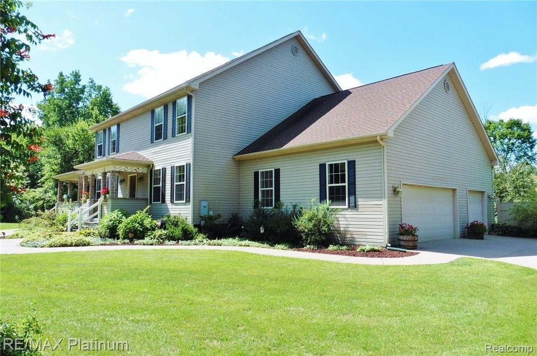 4884 Hinchey Road Howell, MI 48843 - Photo 3 of 39 Front.4