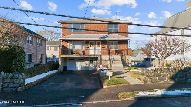 $3,000 | 16 Harold Avenue, Unit B, Greenwich, CT 06830