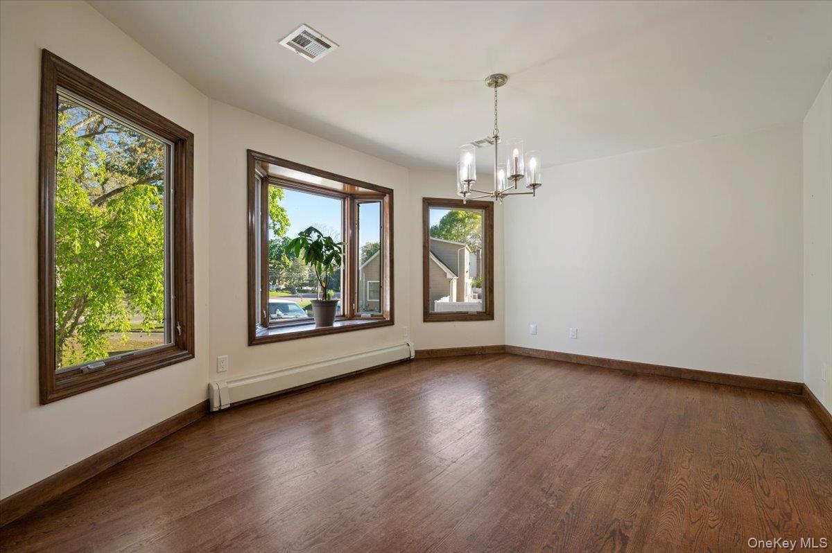 151 Seaman Neck Road Dix Hills, NY 11746 - Photo 12 of 35