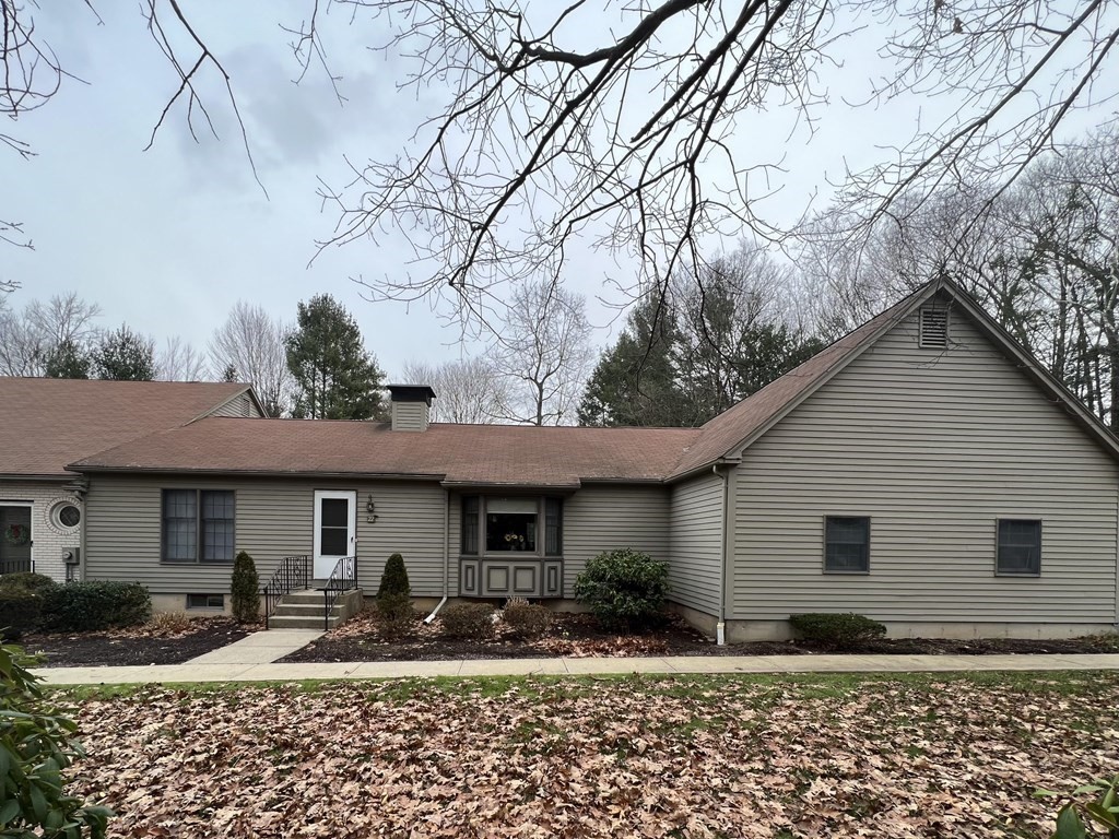 419 Southwick Road, Unit E22 Westfield, MA 01085 - Photo 1 of 4 Gallery Image 1