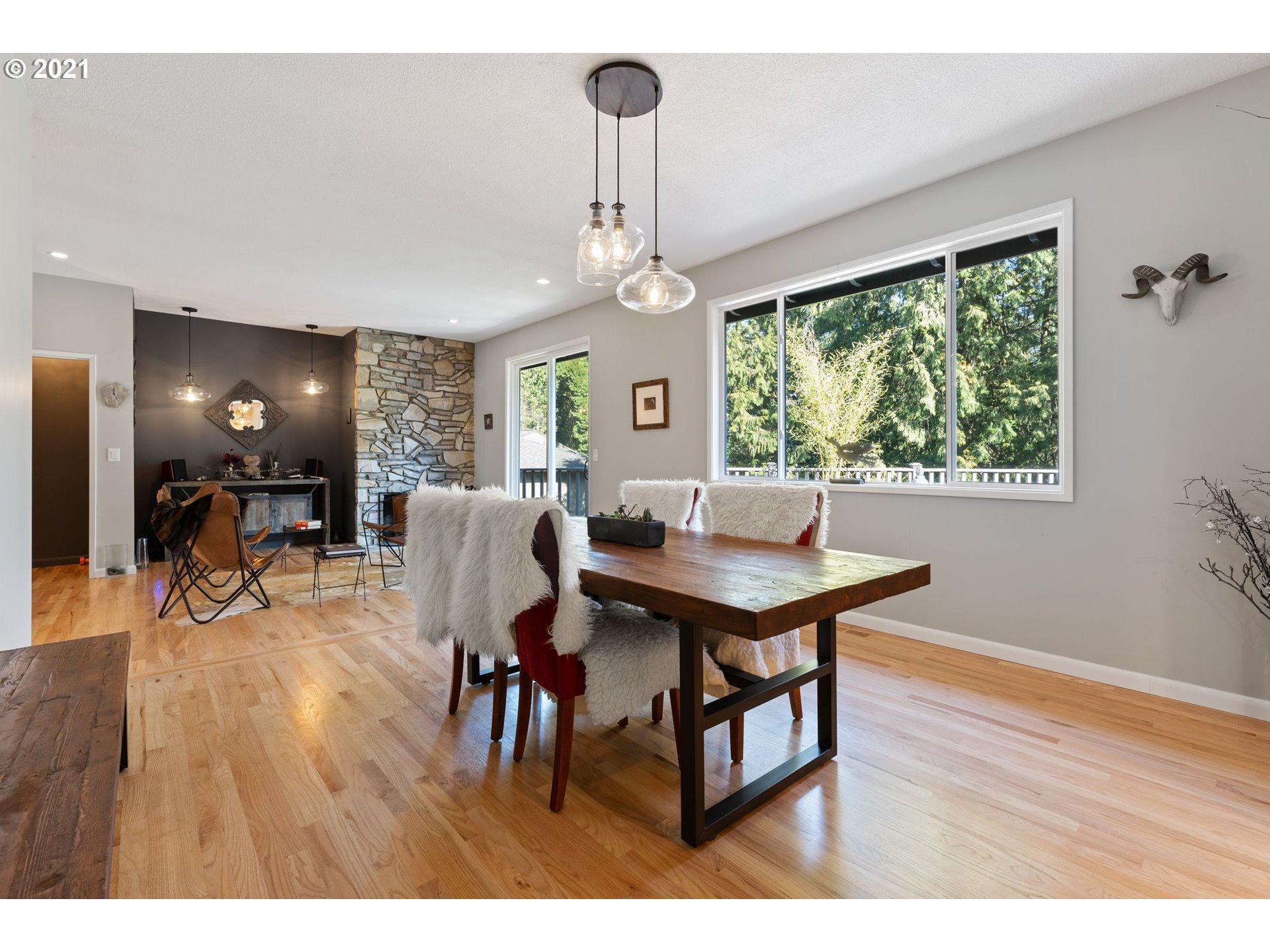 2288 Southwest Humphrey Park Road Portland, OR 97221 - Photo 14 of 32 Gallery Image 14
