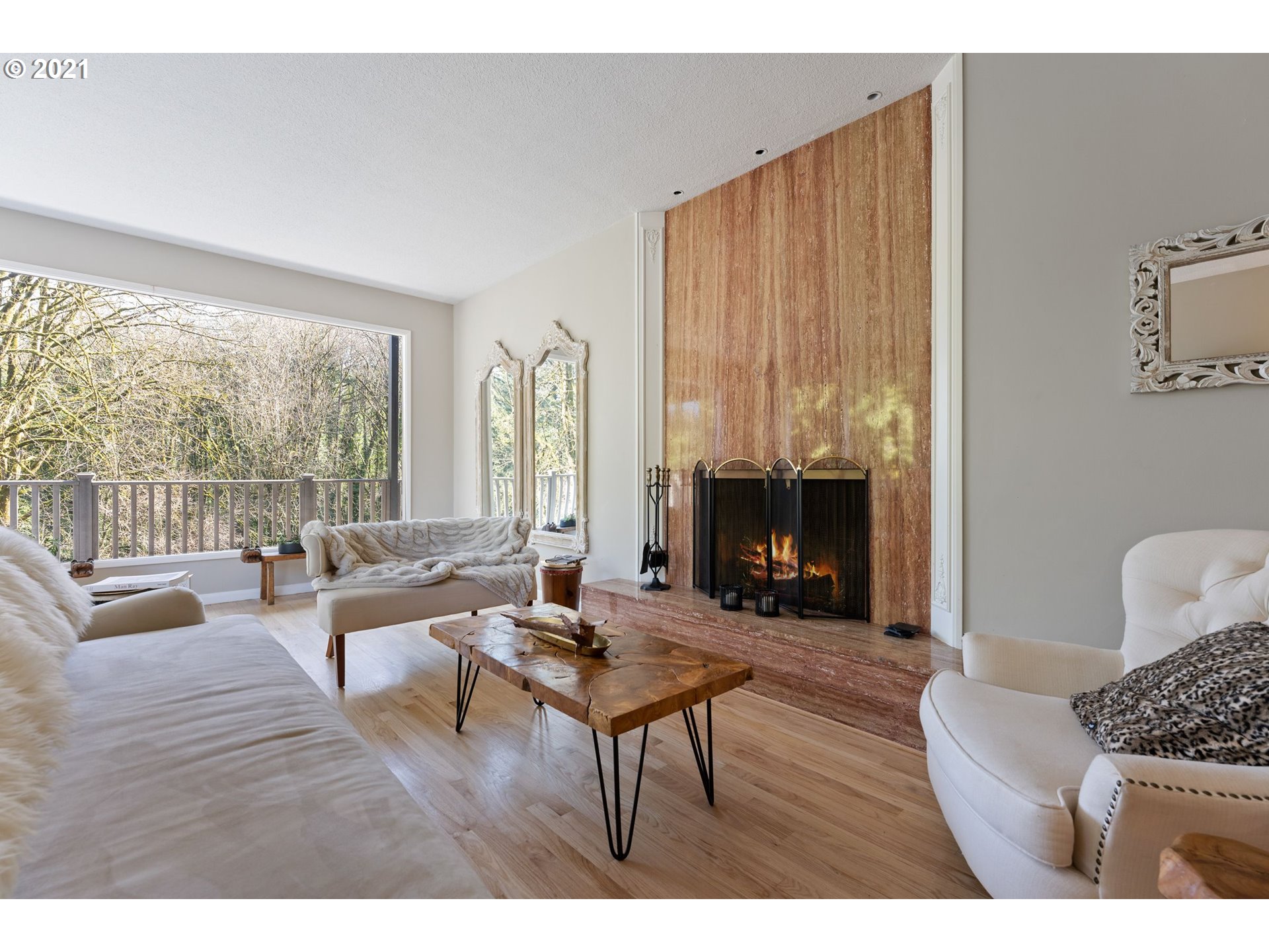 2288 Southwest Humphrey Park Road Portland, OR 97221 - Photo 5 of 32 Gallery Image 5