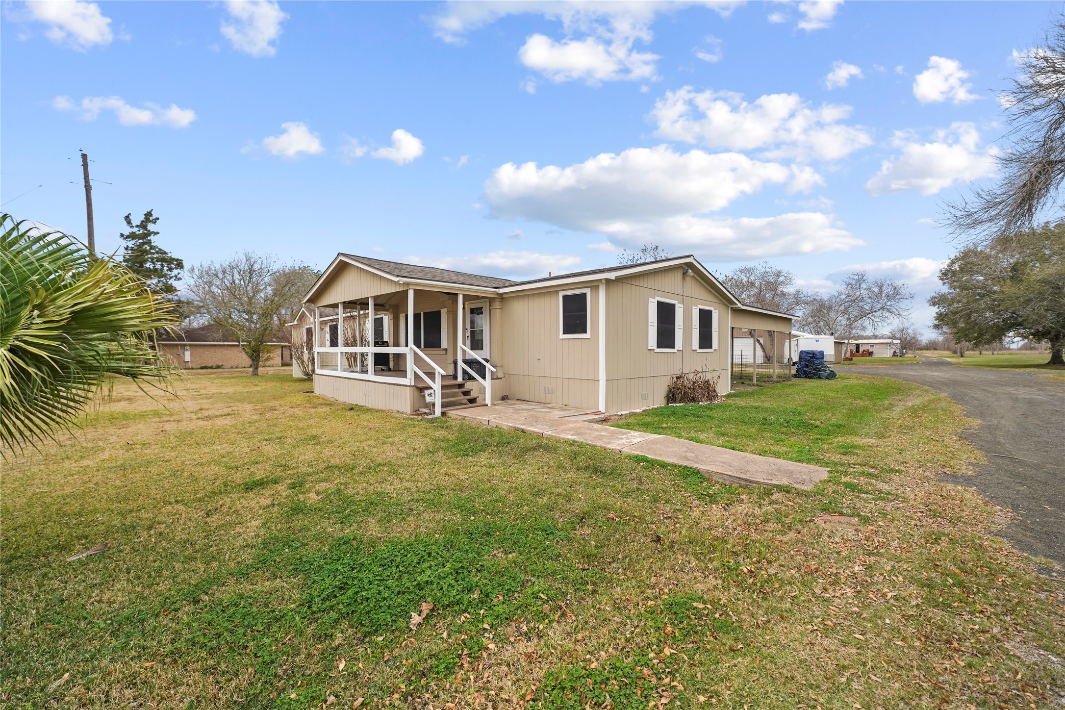 19645 Nordt Road Damon, TX 77430 - Photo 3 of 50