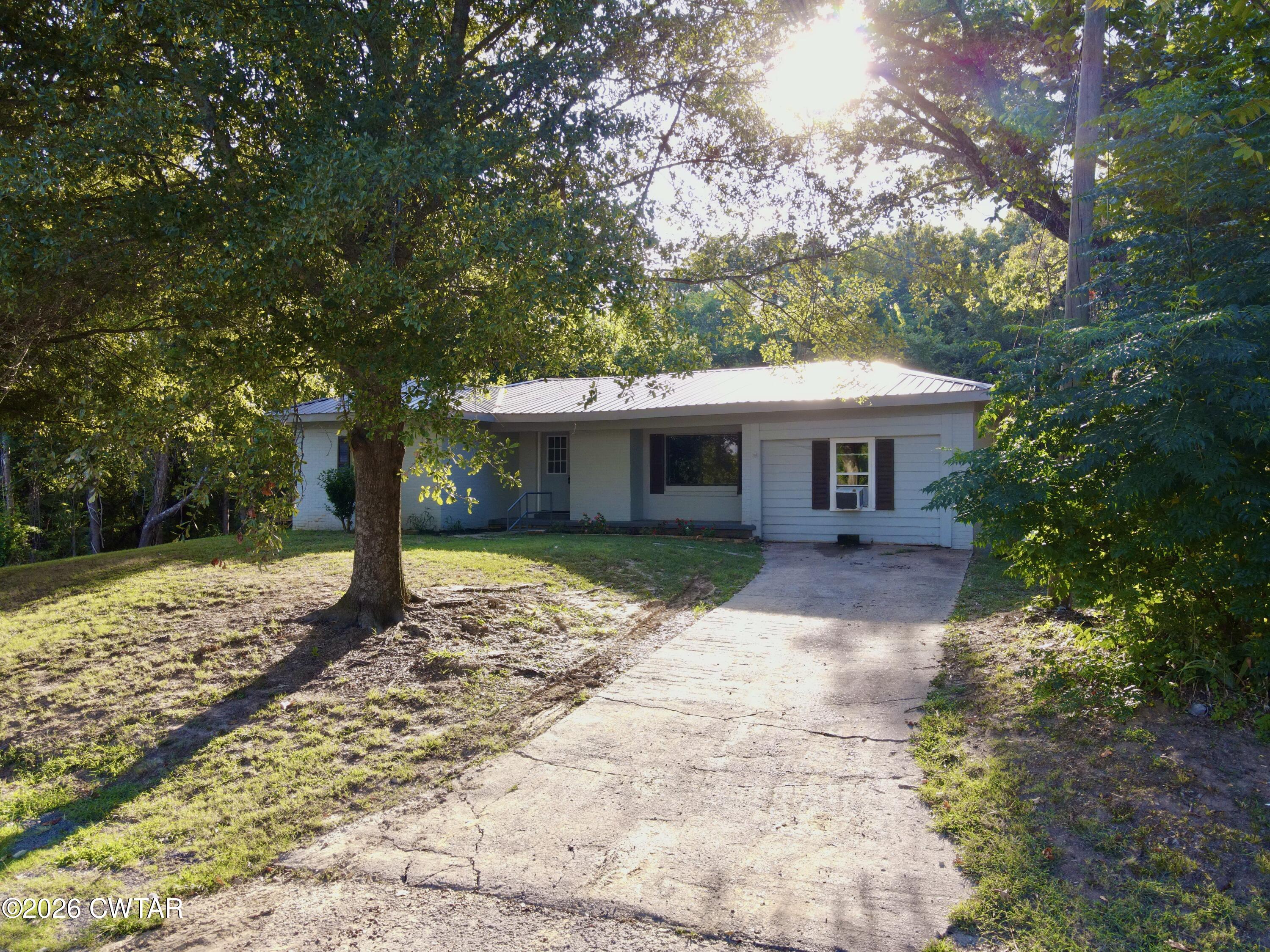 353 Simpson Road Dyersburg, TN 38024 - Photo 11 of 27 dji_fly_20260902_172138_243_178838772401