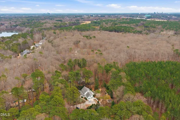$925,000 | 3201 Fieldview Court, Raleigh, NC 27607