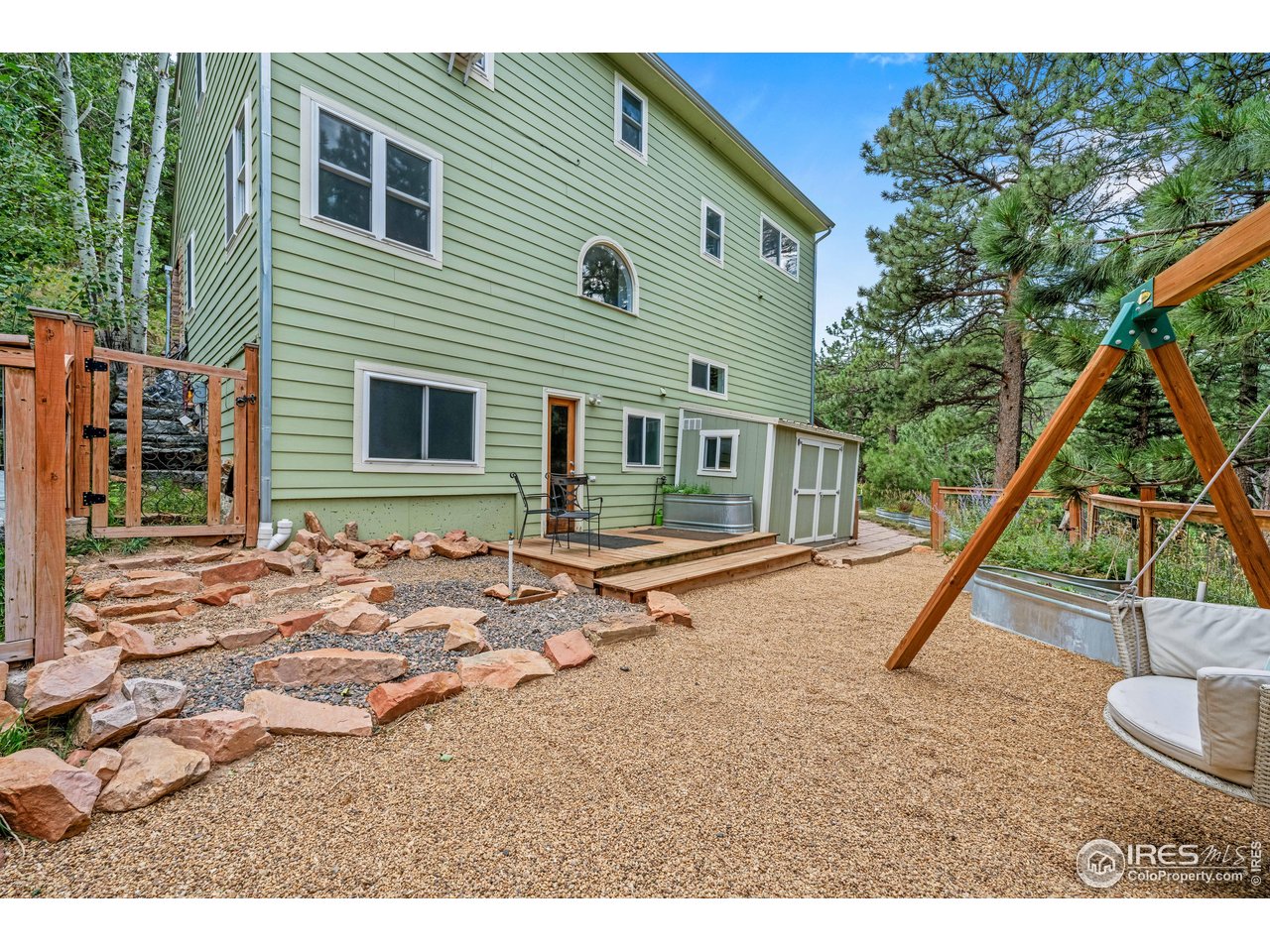 301 Valley Lane Boulder, CO 80302 - Photo 34 of 46 Dog Run