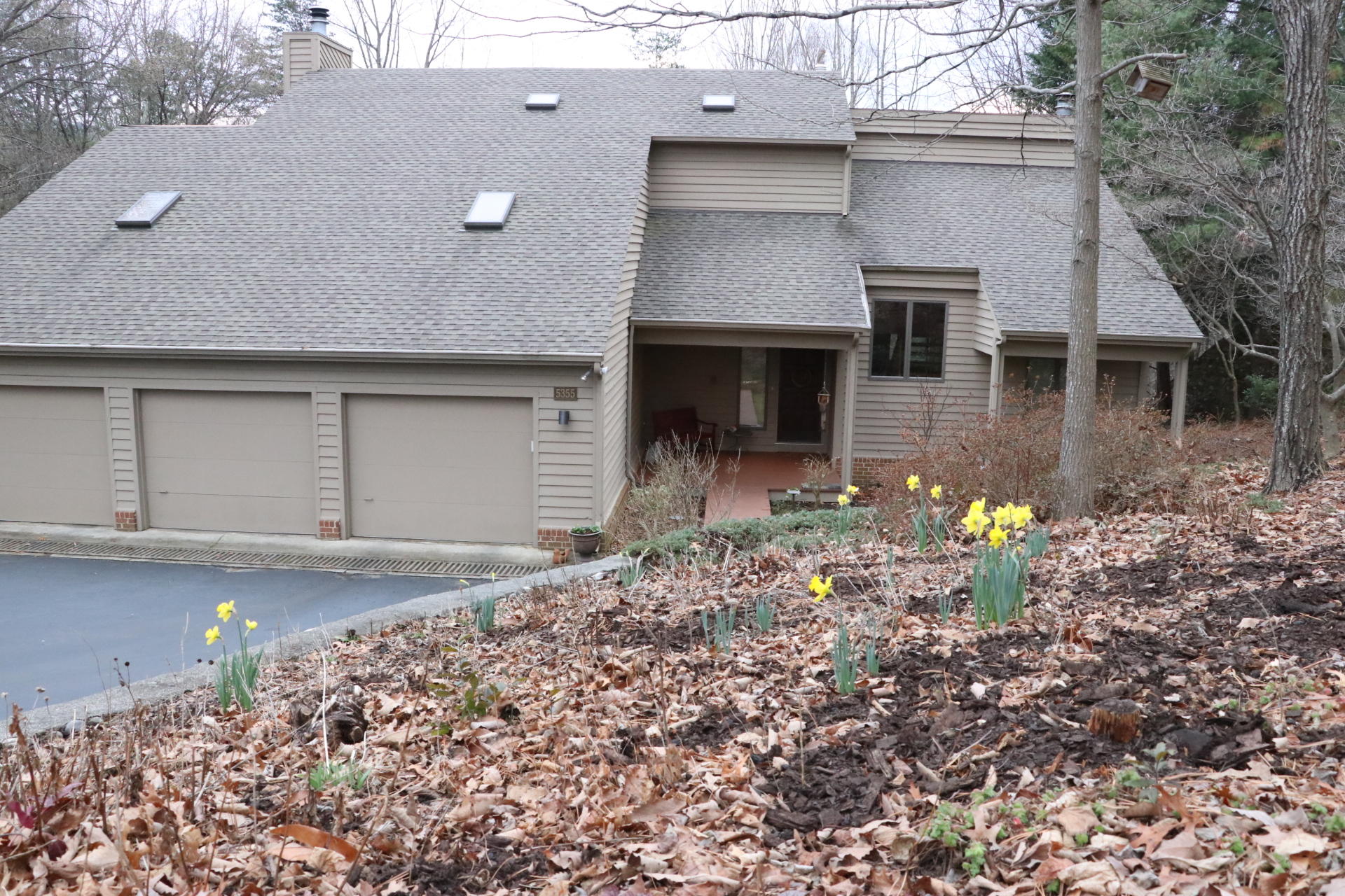 5355 Silver Fox Road Roanoke, VA 24018 - Photo 1 of 50 Front of Home