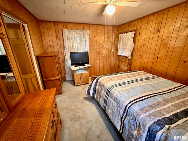 $90,000 | 1401 Hoagland Boulevard, Jacksonville, IL 62650