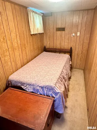 $75,000 | 1401 Hoagland Boulevard, Jacksonville, IL 62650