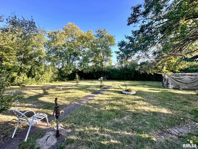 $90,000 | 1401 Hoagland Boulevard, Jacksonville, IL 62650