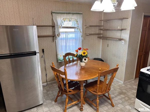 $75,000 | 1401 Hoagland Boulevard, Jacksonville, IL 62650