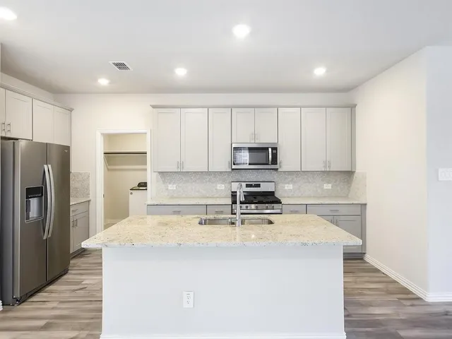 $2,449 | 208 Goosewood Drive, McKinney, TX 75071