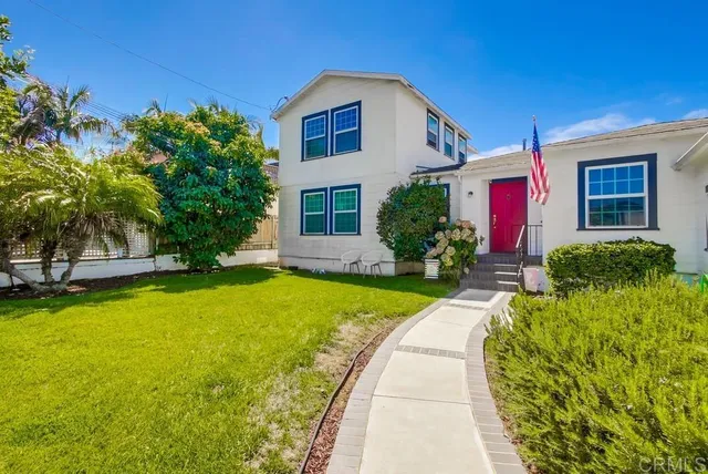 a front view of house with yard