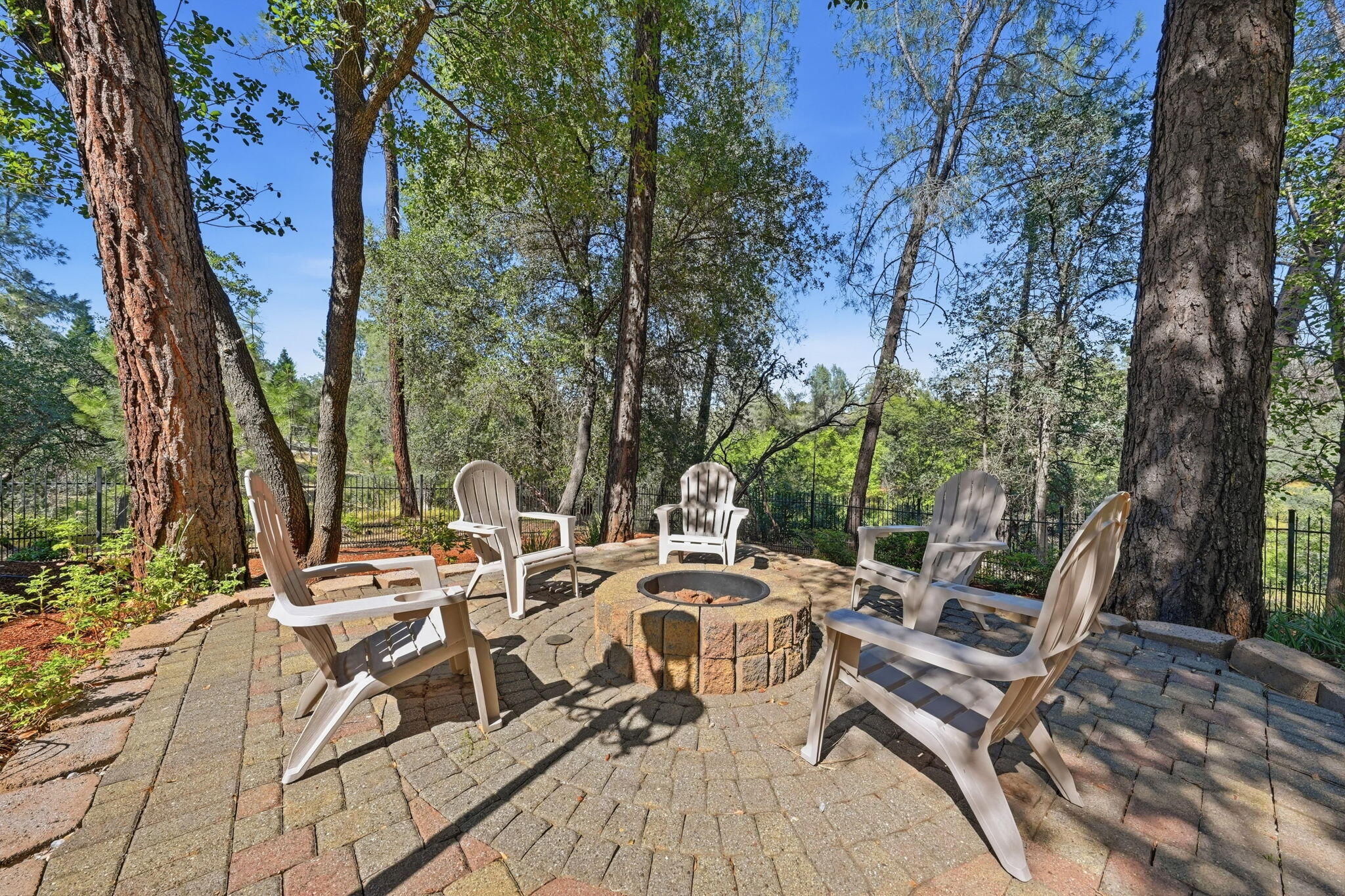 13457 Tierra Heights Road Redding, CA 96003 - Photo 49 of 56 49-web-or-mls-IMG-49