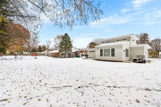 $224,900 | 105 Herman Drive, Clay, NY 13212