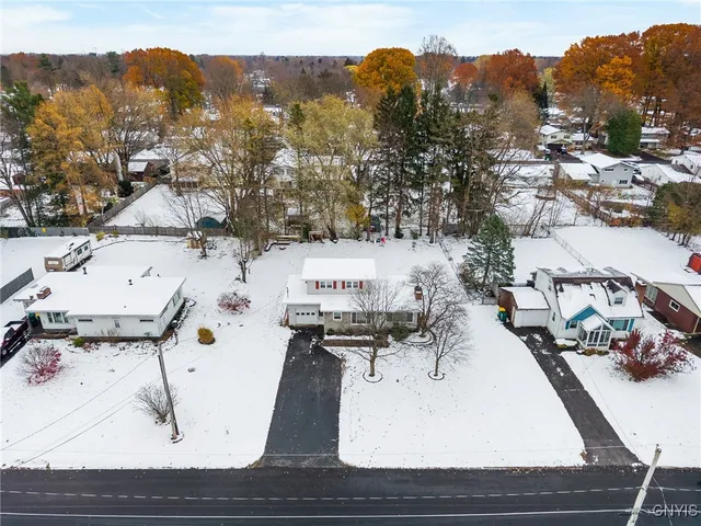 $224,900 | 105 Herman Drive, Clay, NY 13212