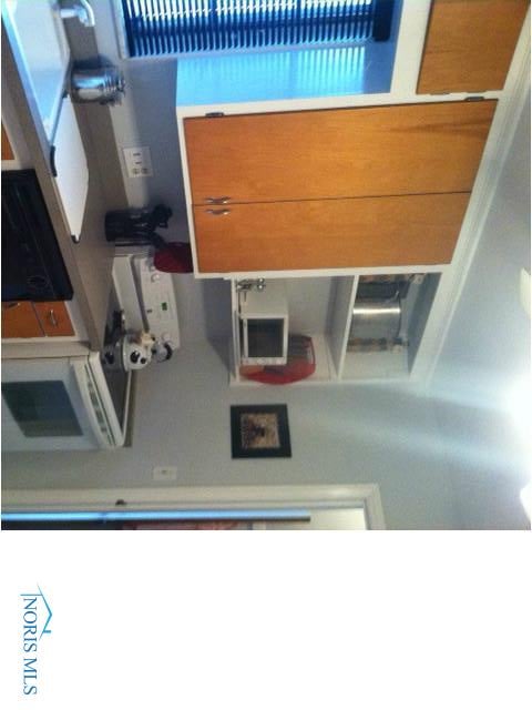 4221 Elmhurst Road Toledo, OH 43613 - Photo 8 of 16 Gallery Image 8
