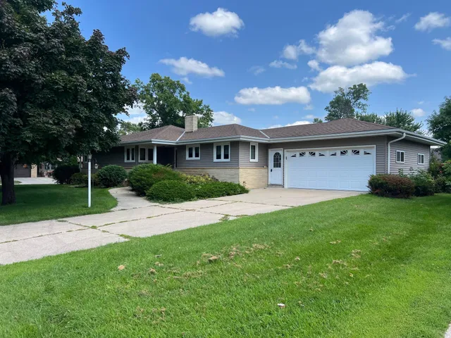 $224,900 | 339 6th Street Northwest, Buffalo Lake, MN 55314