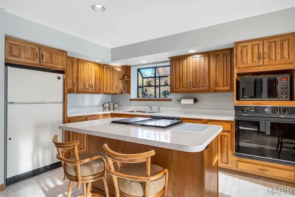 $625,000 | 2075 Meaghan Lane, Pacific, MO 63069