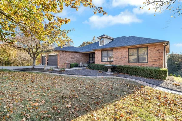 $625,000 | 2075 Meaghan Lane, Pacific, MO 63069