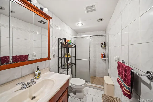 $1,488,000 | 152-19 85th Drive | Briarwood