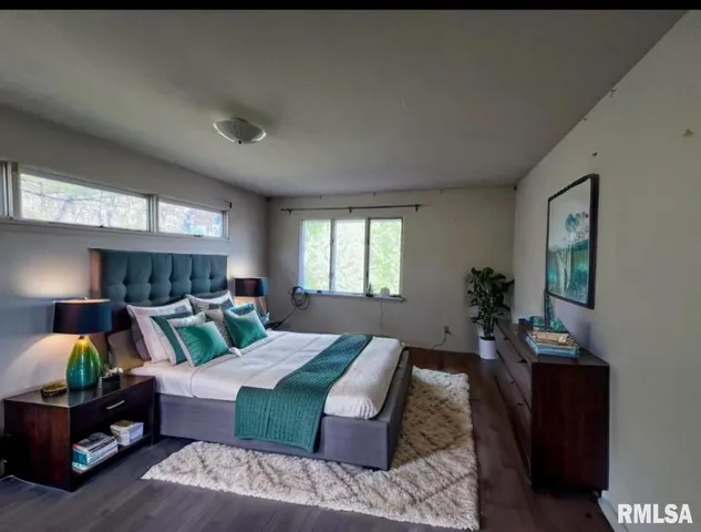 $450,000 | 88 Dakota Road, Carbondale, IL 62902