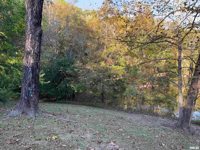 $450,000 | 88 Dakota Road, Carbondale, IL 62902