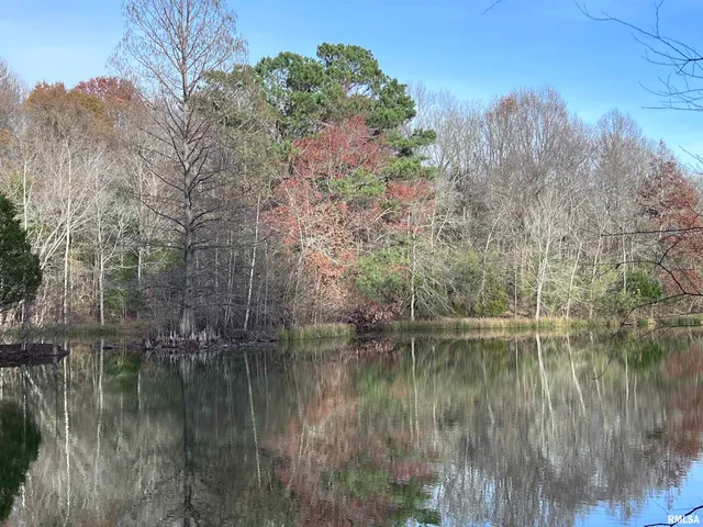 $450,000 | 88 Dakota Road, Carbondale, IL 62902