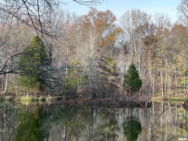 $450,000 | 88 Dakota Road, Carbondale, IL 62902