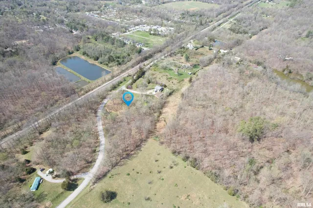 $450,000 | 88 Dakota Road, Carbondale, IL 62902