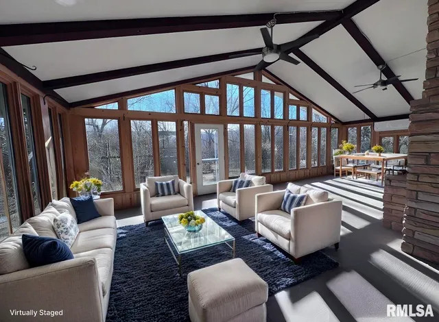 $450,000 | 88 Dakota Road, Carbondale, IL 62902