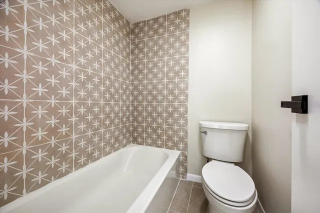 a view of a garden with pathway