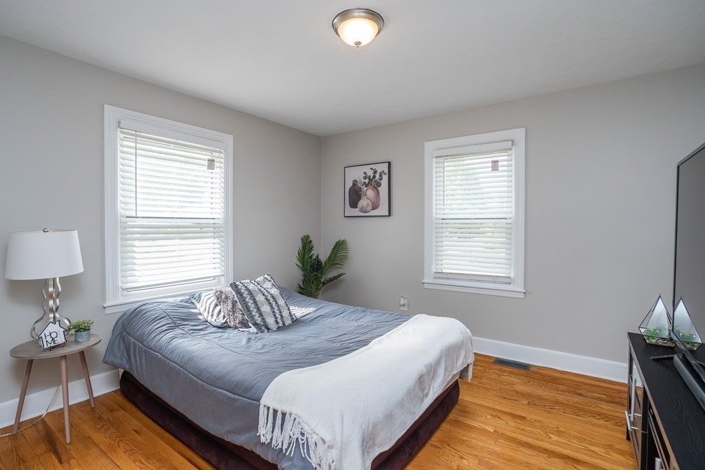 185 Pasco Road Springfield, MA 01151 - Photo 17 of 34 a bedroom with a bed and a window