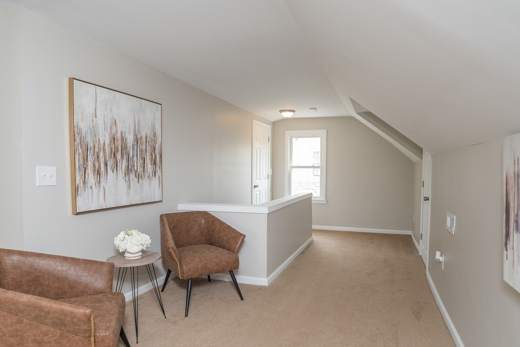 185 Pasco Road Springfield, MA 01151 - Photo 19 of 34 a living room with furniture and a window