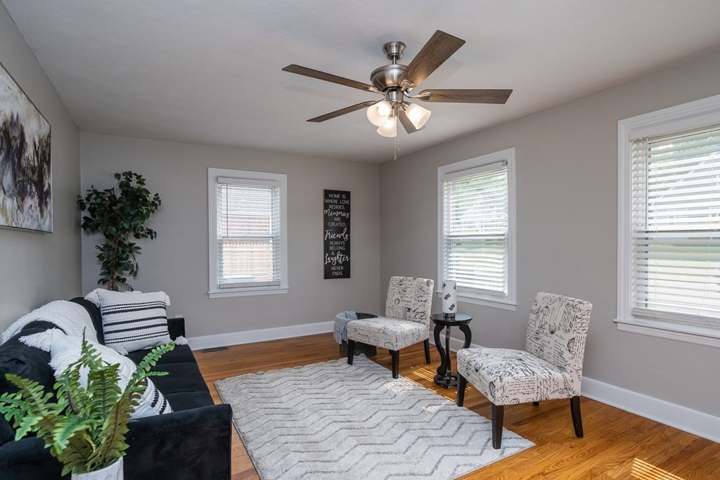 185 Pasco Road Springfield, MA 01151 - Photo 10 of 34 a living room with furniture and a window