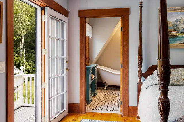 $1,625,000 | 283 Higbee Road, Charlotte, VT 05445