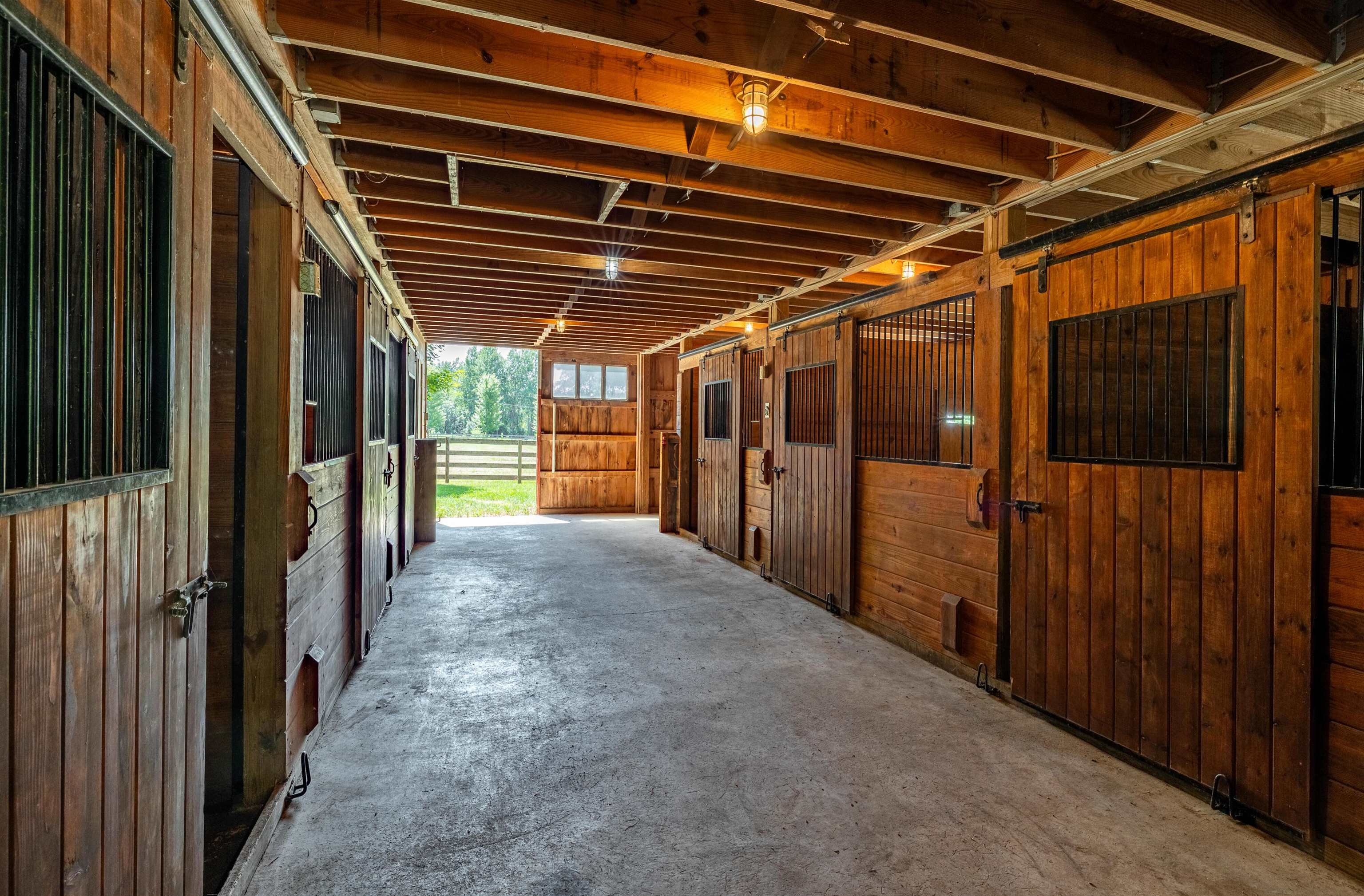 283 Higbee Road Charlotte, VT 05445 - Photo 29 of 31