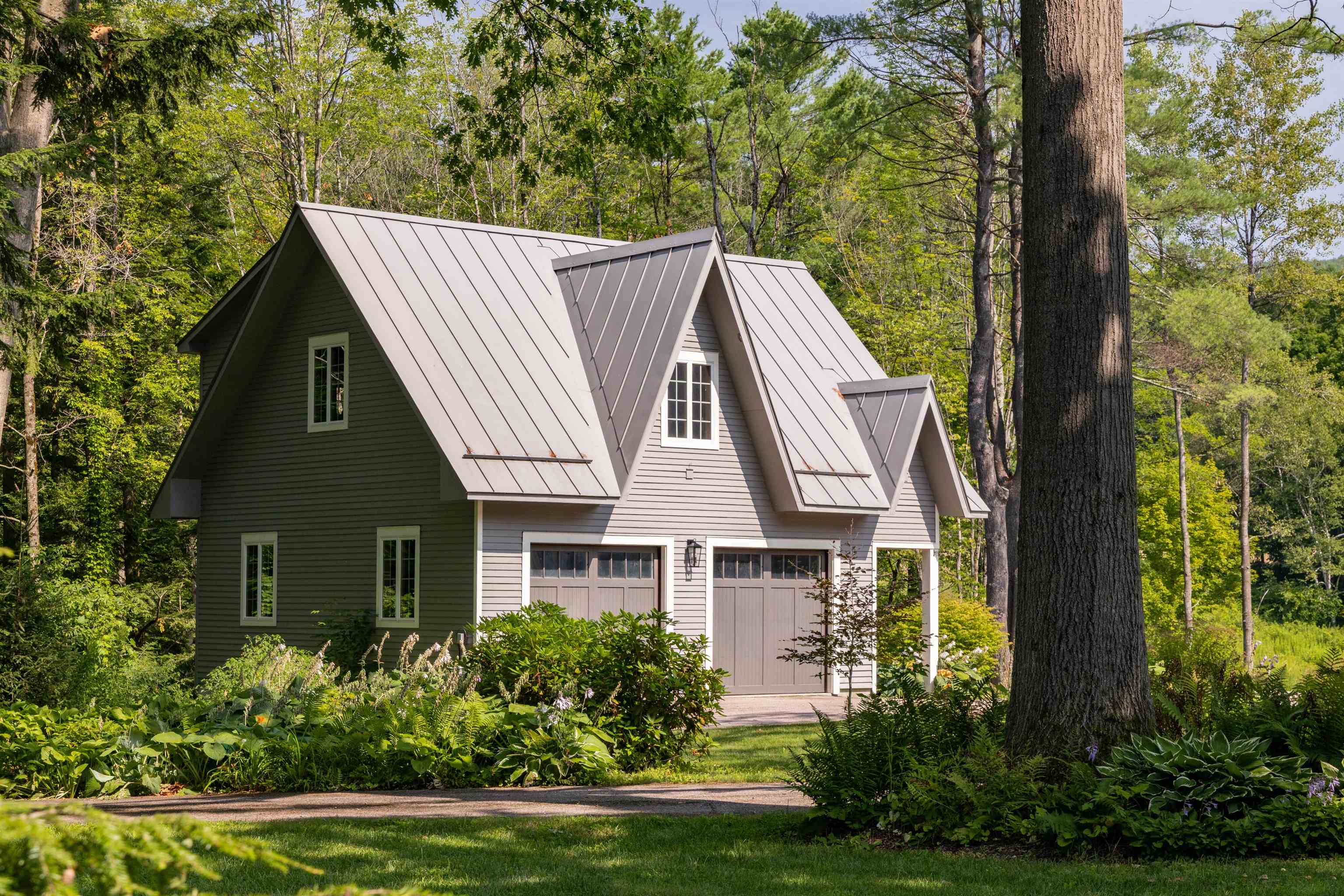 283 Higbee Road Charlotte, VT 05445 - Photo 4 of 31