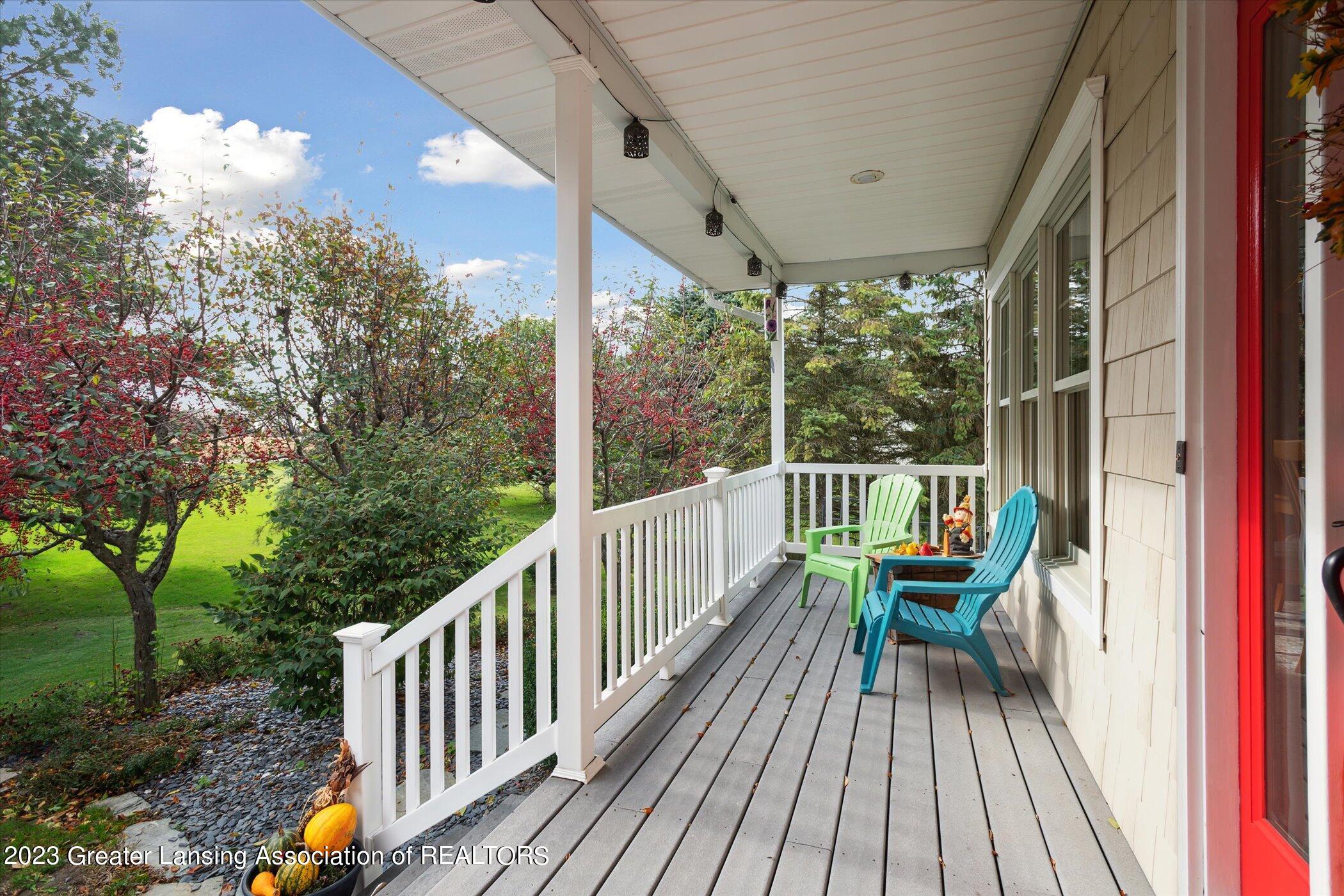 3566 West Columbia Road Mason, MI 48854 - Photo 4 of 56 06-3566-W-Columbia-Rd-Mason-MI-48854-Win